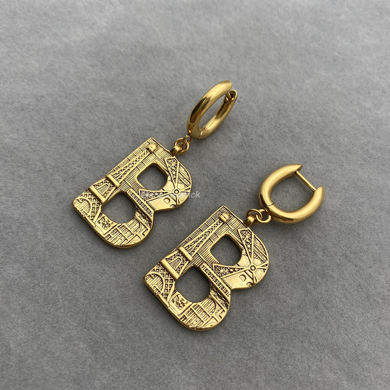 Balenciaga Earrings (6) - www.newkick.vip
